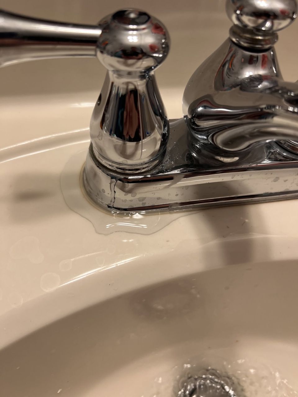 P-Trap, Tub Drain and Tub Valves Fixed in Bessemer – photo 3
