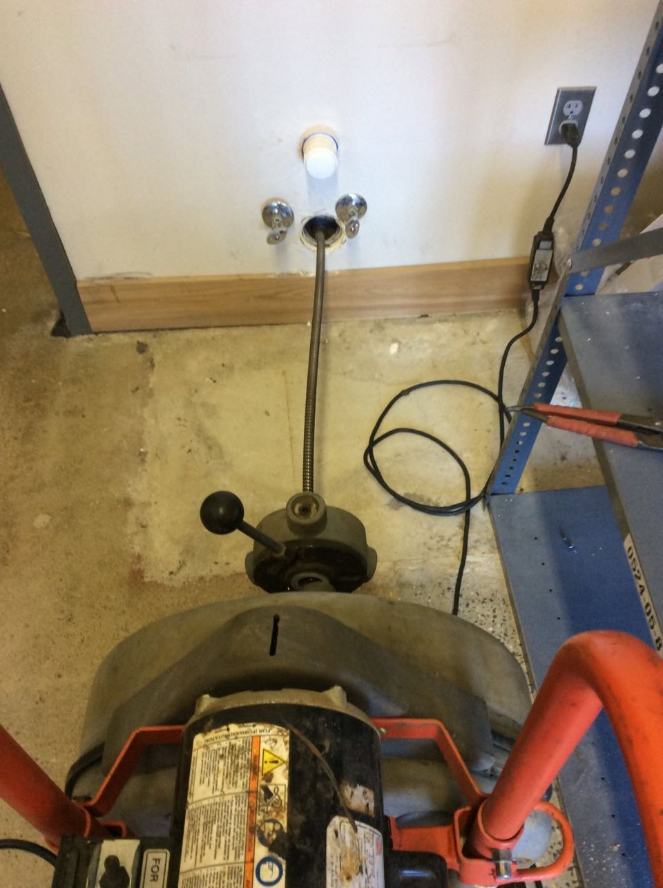 Sewer Backup in a Commercial Facility Cleared – photo 3